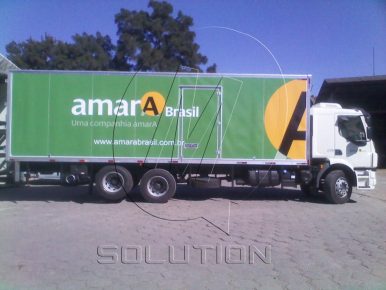 Empresa de Comunicação Visual MSolution - Caminhão amarA Brasil