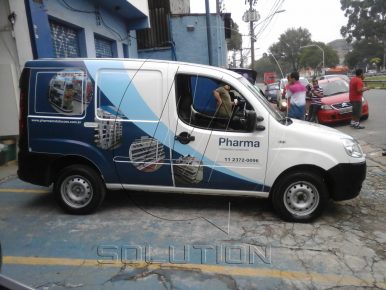 Empresa de Comunicação Visual MSolution - Carro Pharma