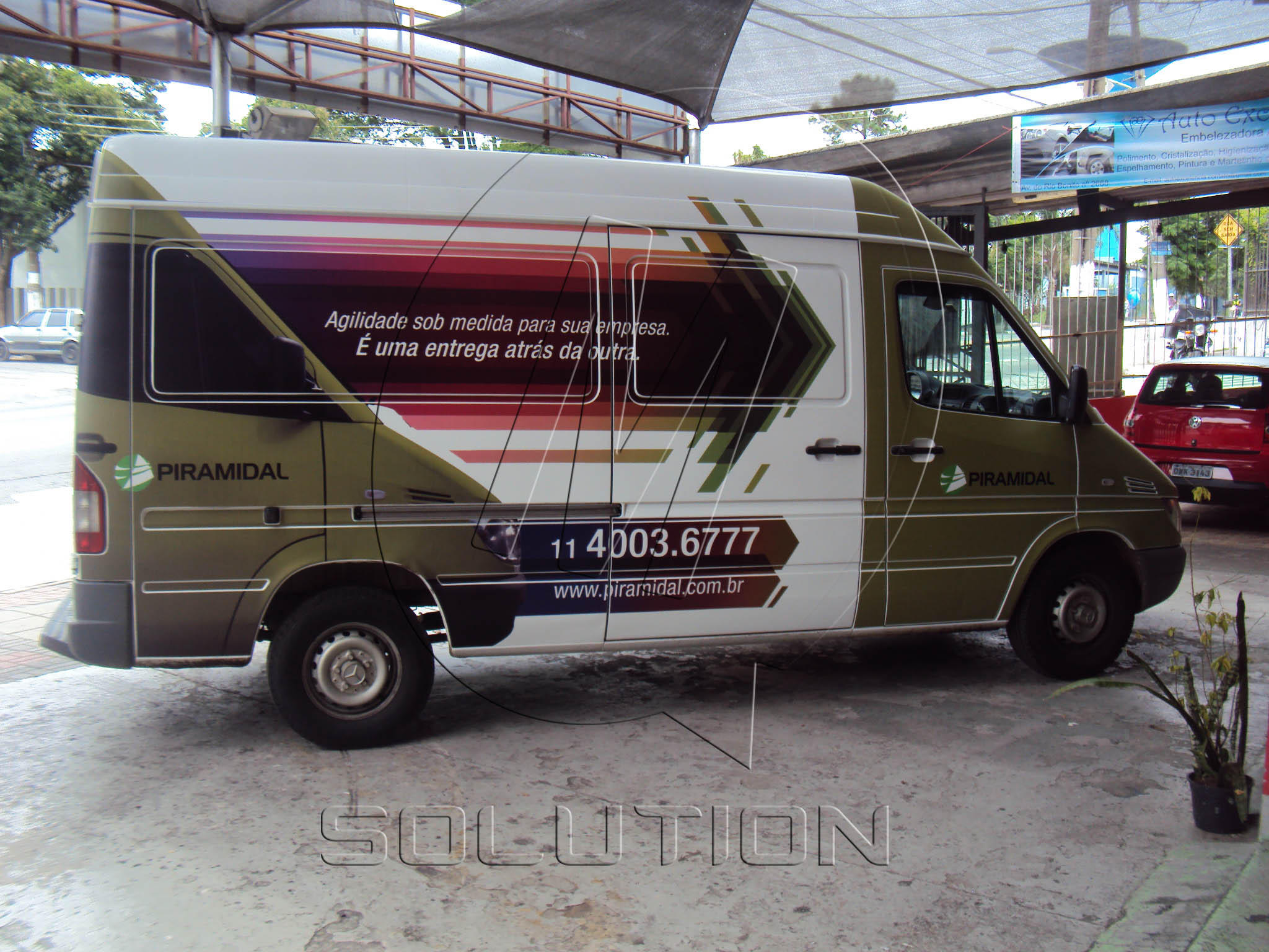 Empresa de Comunicação Visual MSolution - Carro Piramidal
