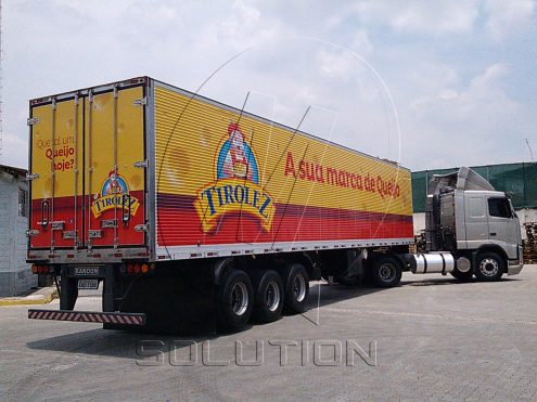 Empresa de Comunicação Visual MSolution - carreta Tirolêz
