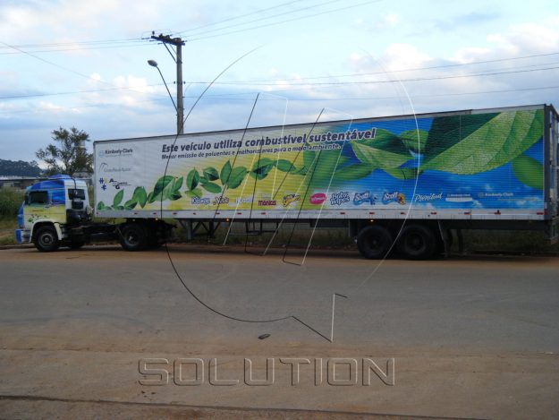 Empresa de Comunicação Visual MSolution - carreta kimberly clark